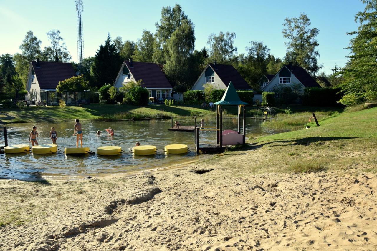 Bungalow - 6 Personen Gelegen In De Nabije Omgeving Van Avonturenpark Hellendoorn En De Prachtige Sallandse Heuvelrug En Eelerberg Exterior foto